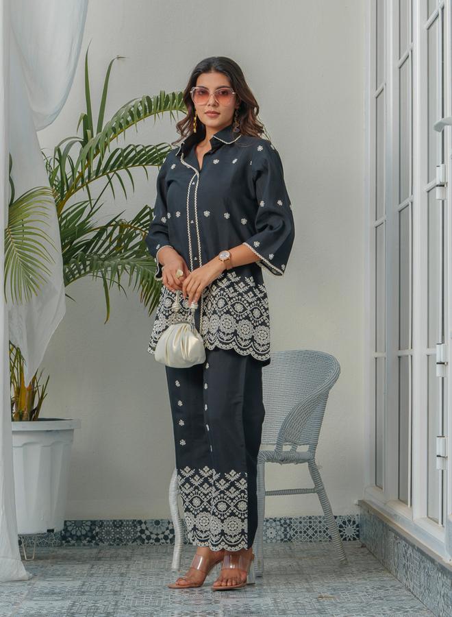 دي دبليو طقم منسق من قميص وبنطال مطرز للنساء - Image 4